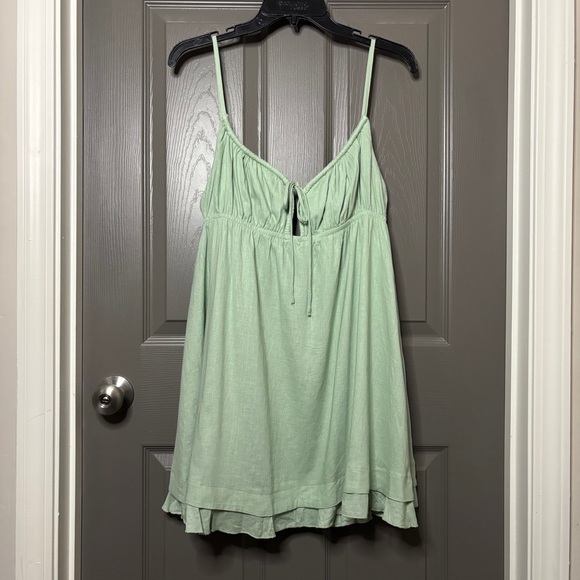 Princess Polly New Empress of Love Sage Mini Dress Size 10 Rayon/Linen Blend - Picture 4 of 11